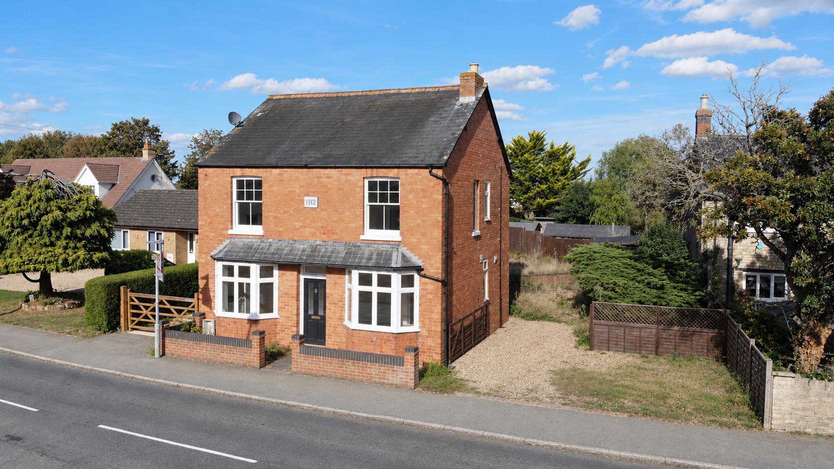 4 bed property in Gold Street, Milton Keynes
